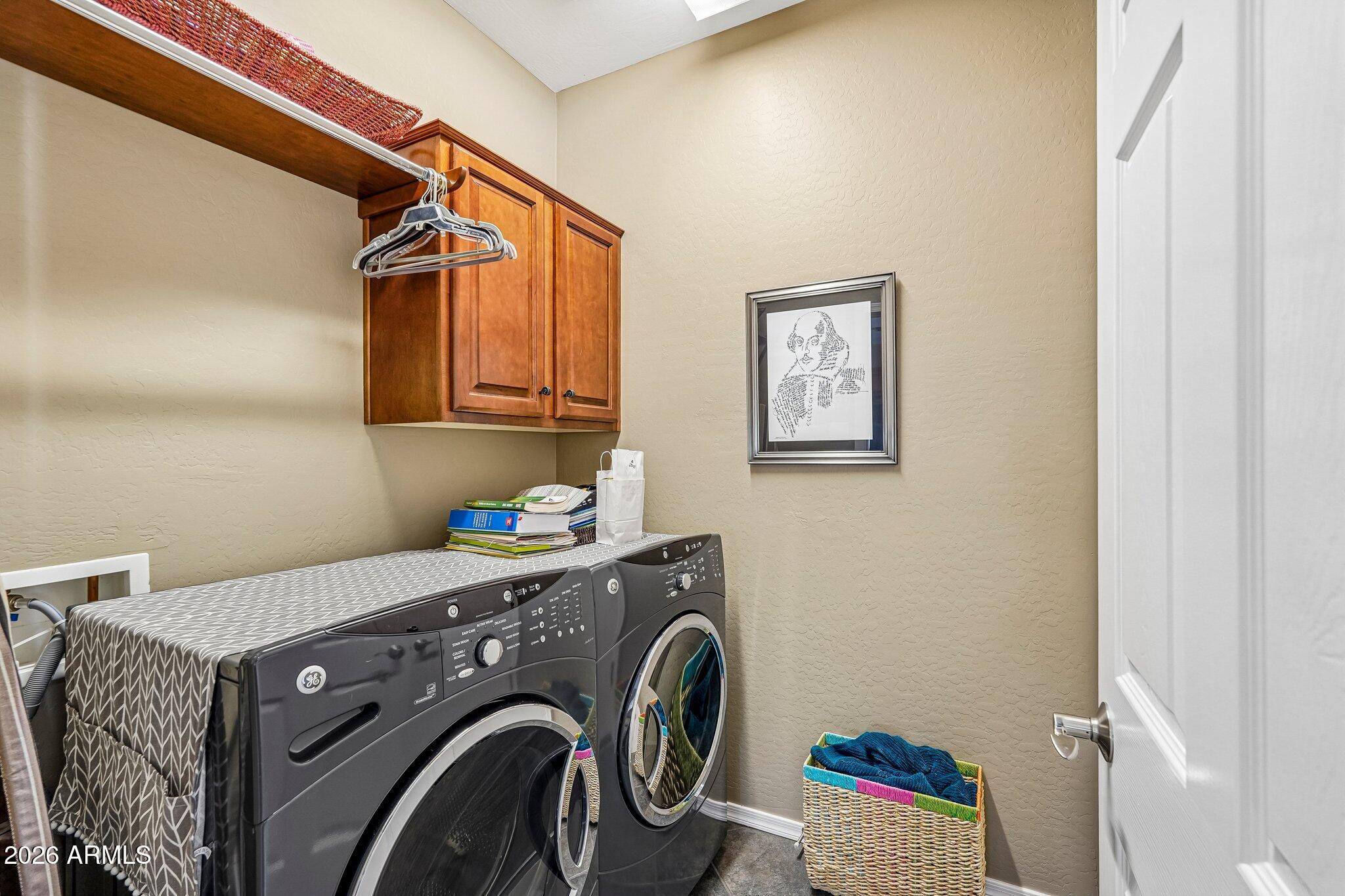 13068 West Plum Road Peoria, AZ 85383 - Photo 26 of 28 Laundry Room