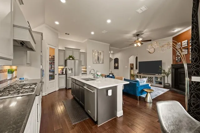 $4,800 | 616 Whitetail Road, Euless, TX 76039