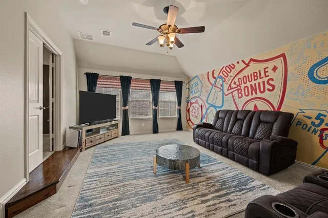 $4,800 | 616 Whitetail Road, Euless, TX 76039