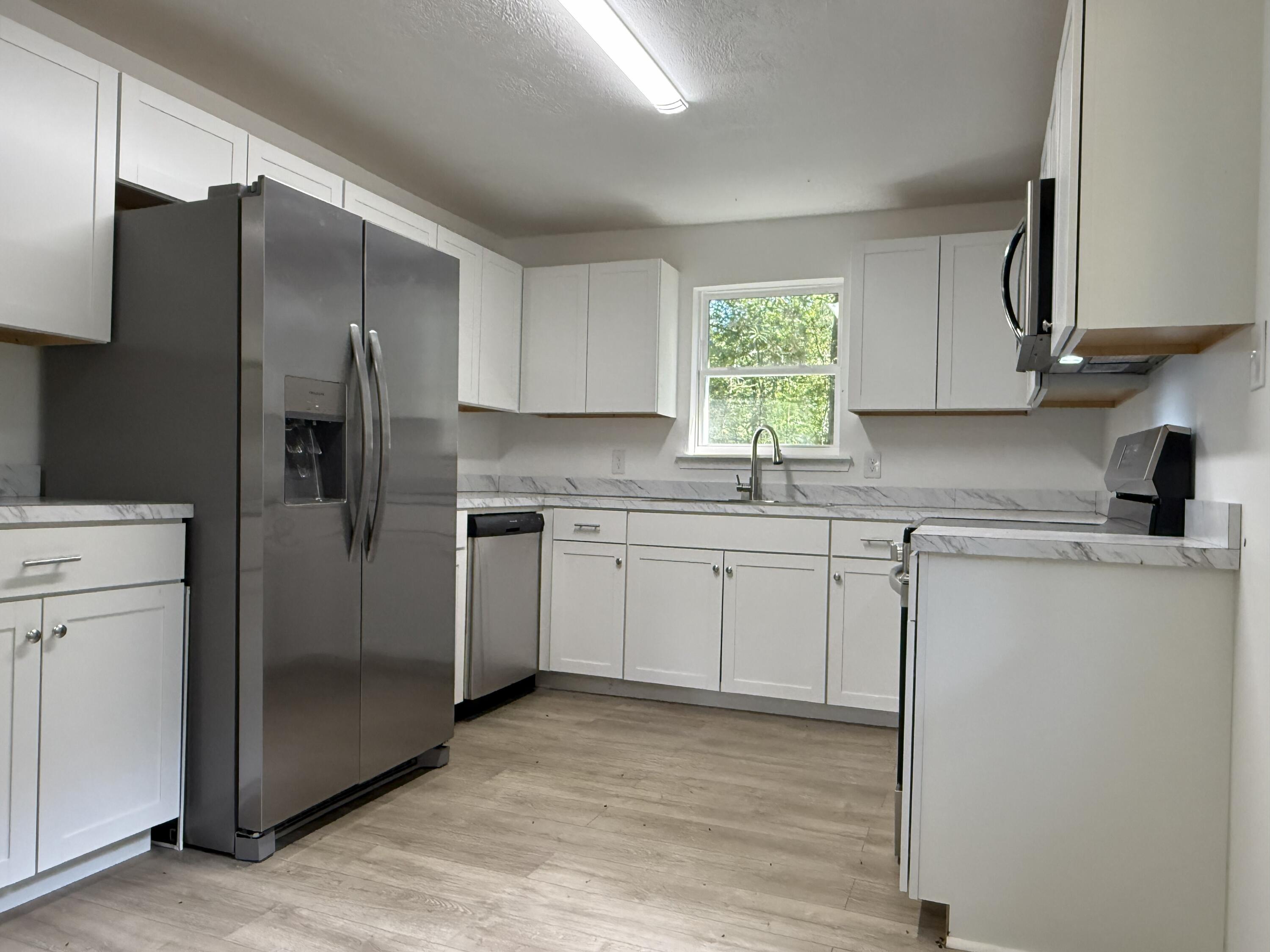 1102 West Hawthorne Road Leesville, LA 71446 - Photo 4 of 13 Gallery Image 4