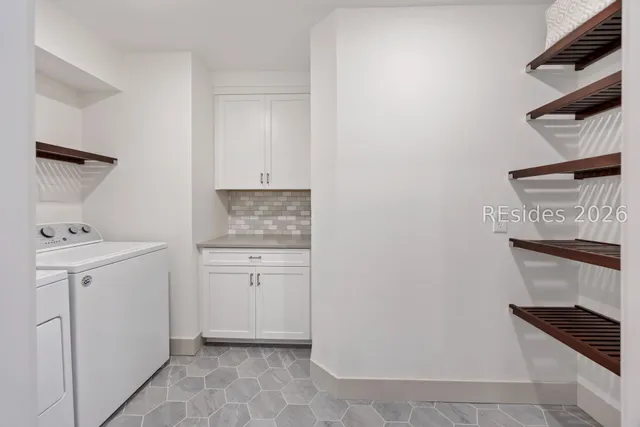 $719,000 | 55 Wax Myrtle Court, Hilton Head Island, SC 29926