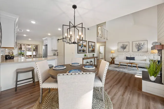 $719,000 | 55 Wax Myrtle Court, Hilton Head Island, SC 29926