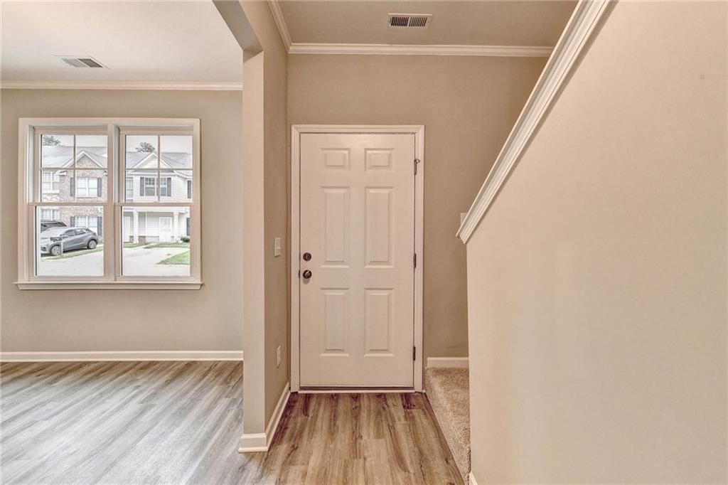 2776 Laurel Ridge Circle East Point, GA 30344 - Photo 3 of 47
