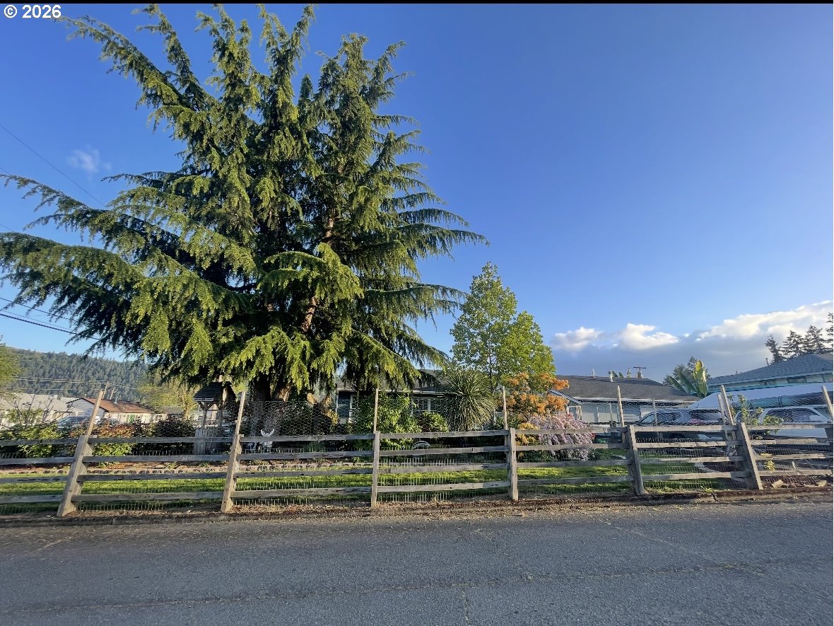 10 Southwest Peach Lane Winston, OR 97496 - Photo 1 of 2