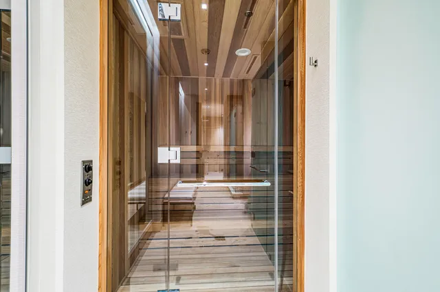 $75,000 | 13 Sloans Curve Drive, Unit 13, Palm Beach, FL 33480