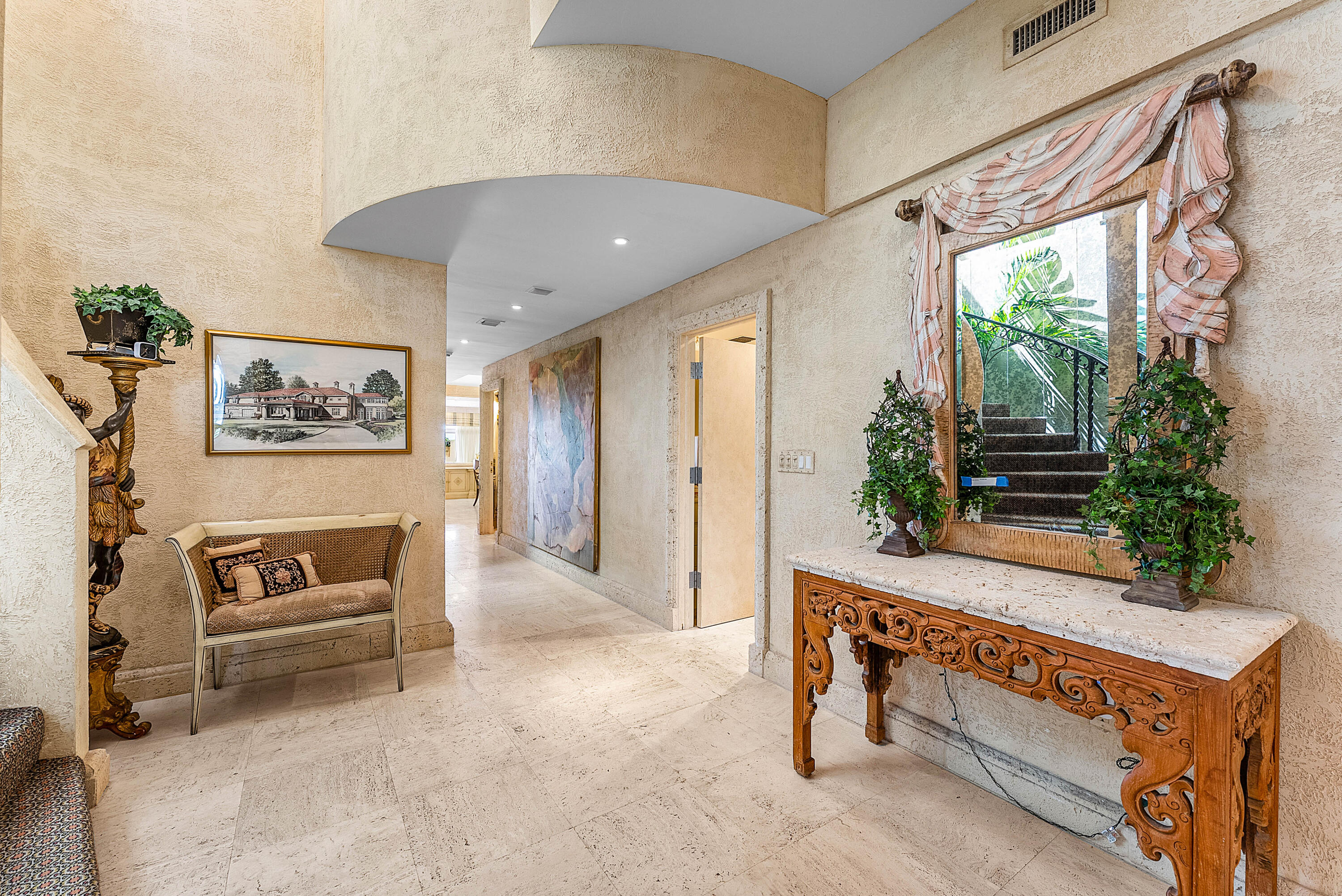13 Sloans Curve Drive, Unit 13 Palm Beach, FL 33480 - Photo 6 of 47 a view of an entryway with outdoor area