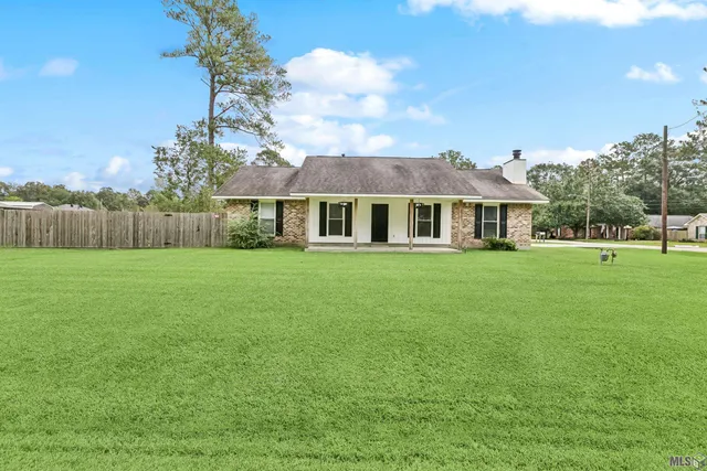 $305,000 | 12805 Ina Drive, Walker, LA 70785