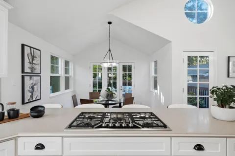 $2,488,000 | 750 Los Robles Avenue, Palo Alto, CA 94306