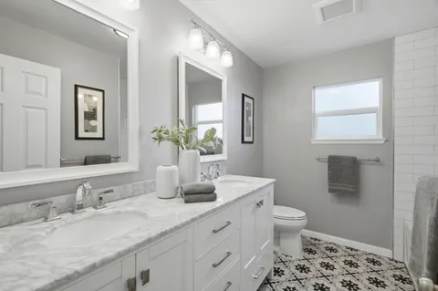 $2,488,000 | 750 Los Robles Avenue, Palo Alto, CA 94306