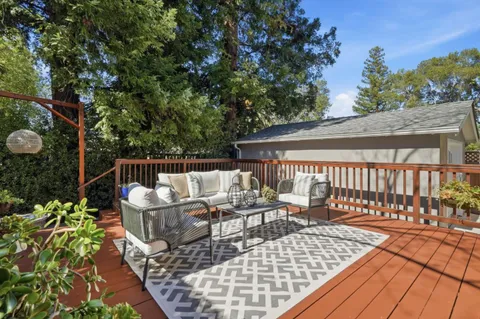 $2,488,000 | 750 Los Robles Avenue, Palo Alto, CA 94306