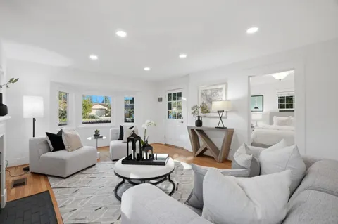 $2,488,000 | 750 Los Robles Avenue, Palo Alto, CA 94306
