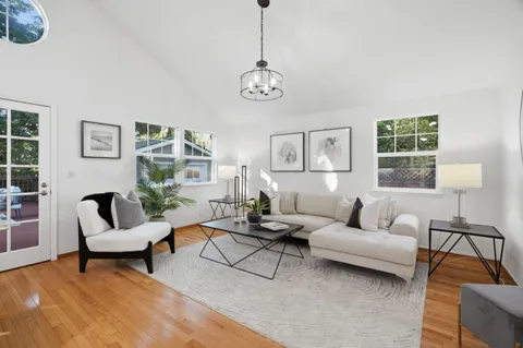 $2,488,000 | 750 Los Robles Avenue, Palo Alto, CA 94306