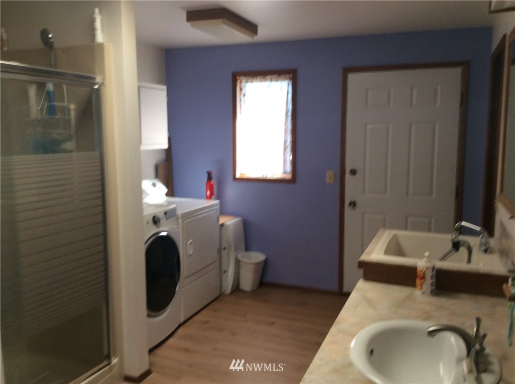2586 Douglas Road Ferndale, WA 98248 - Photo 12 of 24