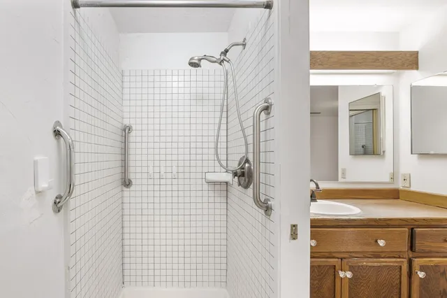 $569,900 | 617 Hollister Road, Woodland, CA 95695