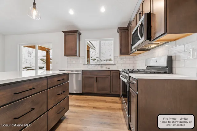 $469,900 | Lt 8-blk1 East Lt 8-blk1 E Valley Street, Oldtown, ID 83822