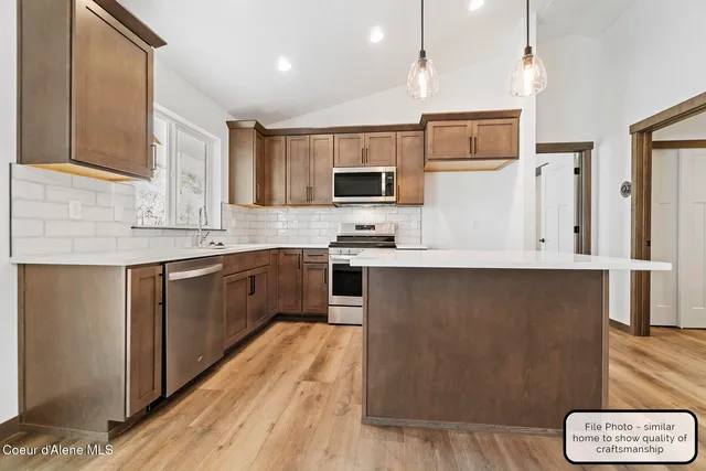 $469,900 | Lt 8-blk1 East Lt 8-blk1 E Valley Street, Oldtown, ID 83822