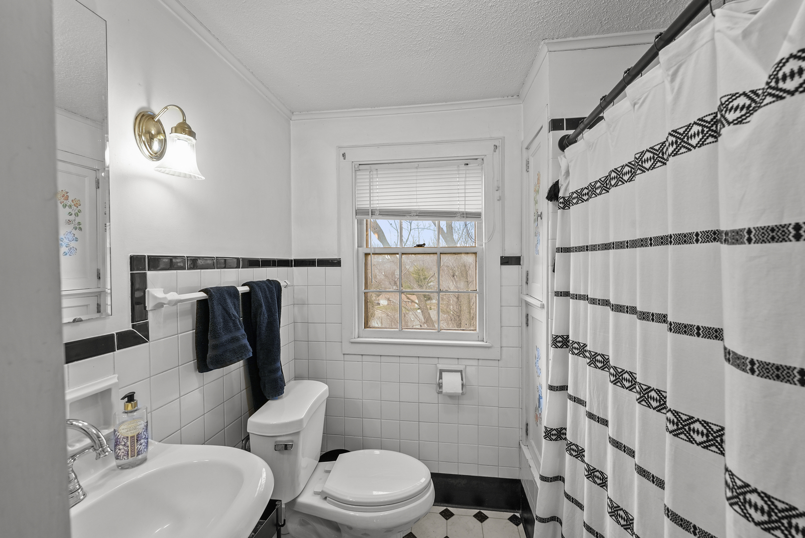 2 Breezy Point Road Clinton, IA 52732 - Photo 28 of 33