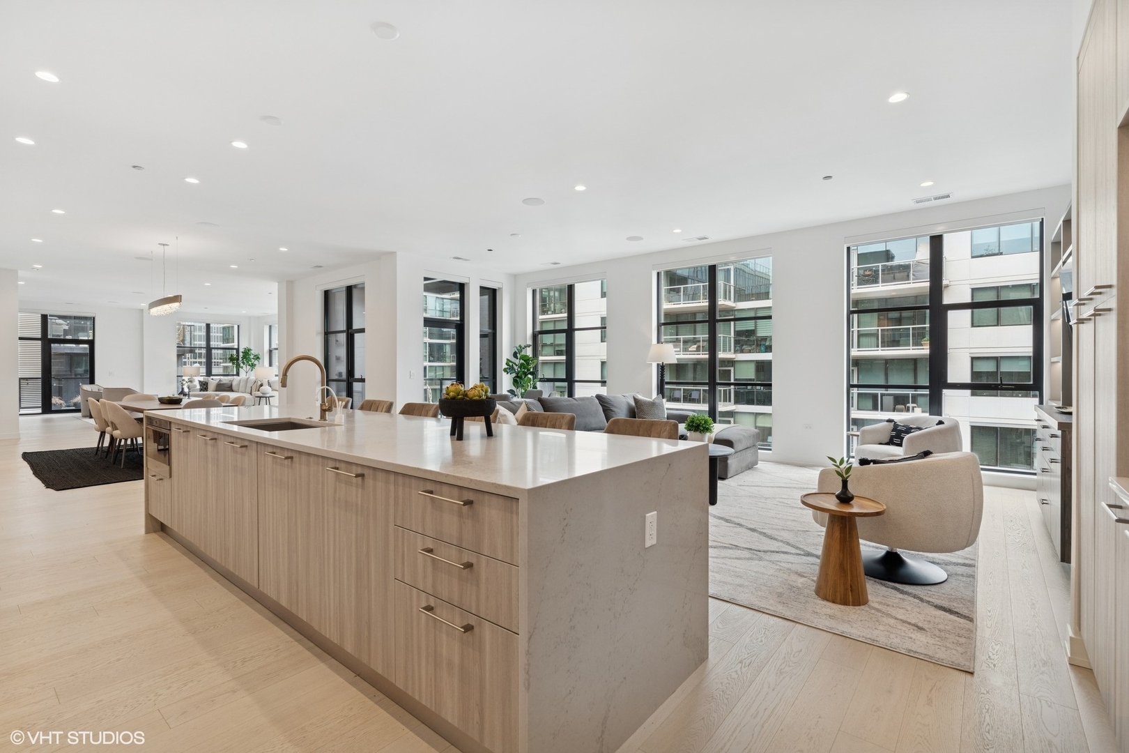 128 South Green Street, Unit 5AB Chicago, IL 60607 - Photo 13 of 50