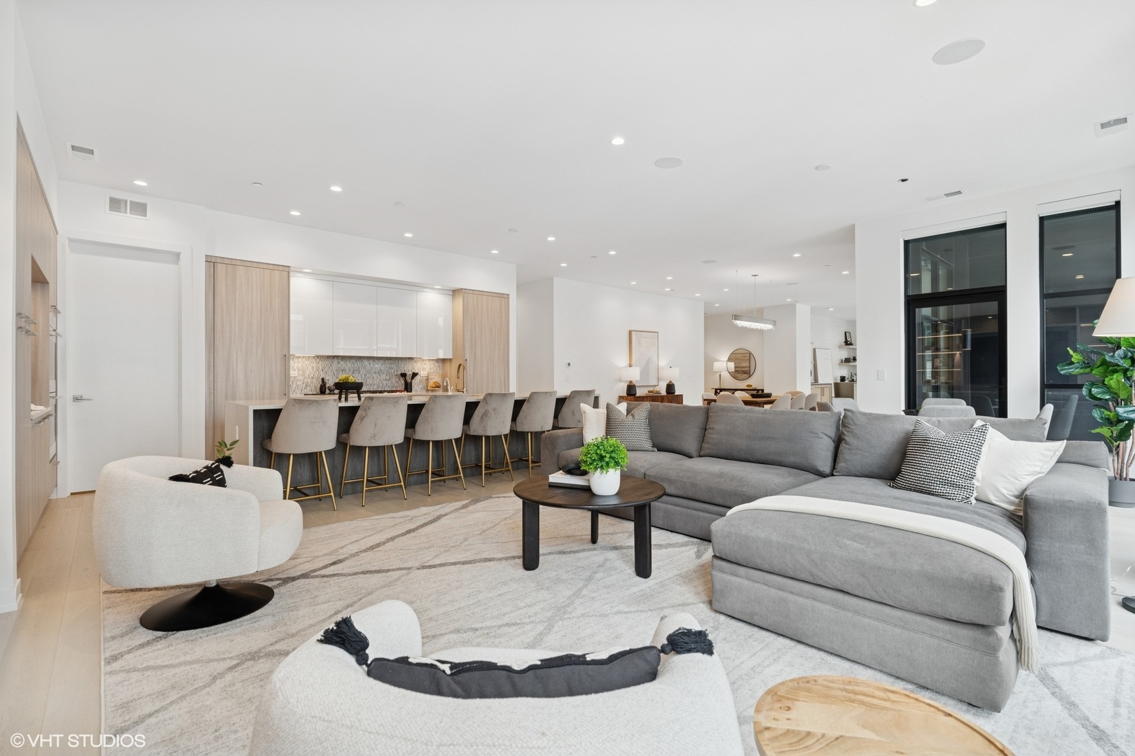 128 South Green Street, Unit 5AB Chicago, IL 60607 - Photo 18 of 50