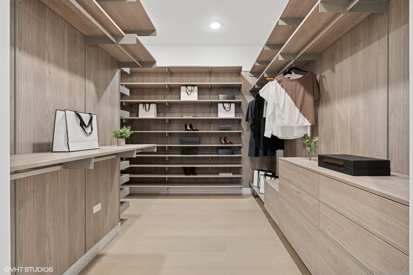 128 South Green Street, Unit 5AB Chicago, IL 60607 - Photo 23 of 50