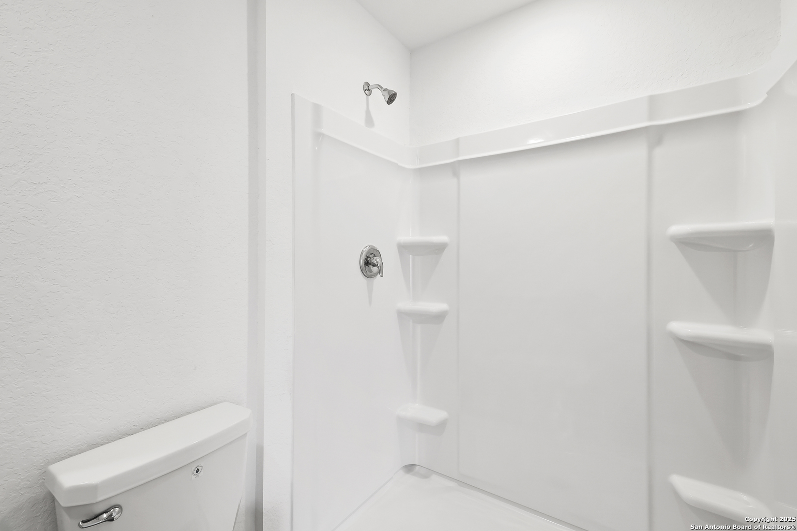 1111 Crenshaw Way San Antonio, TX 78221 - Photo 17 of 34