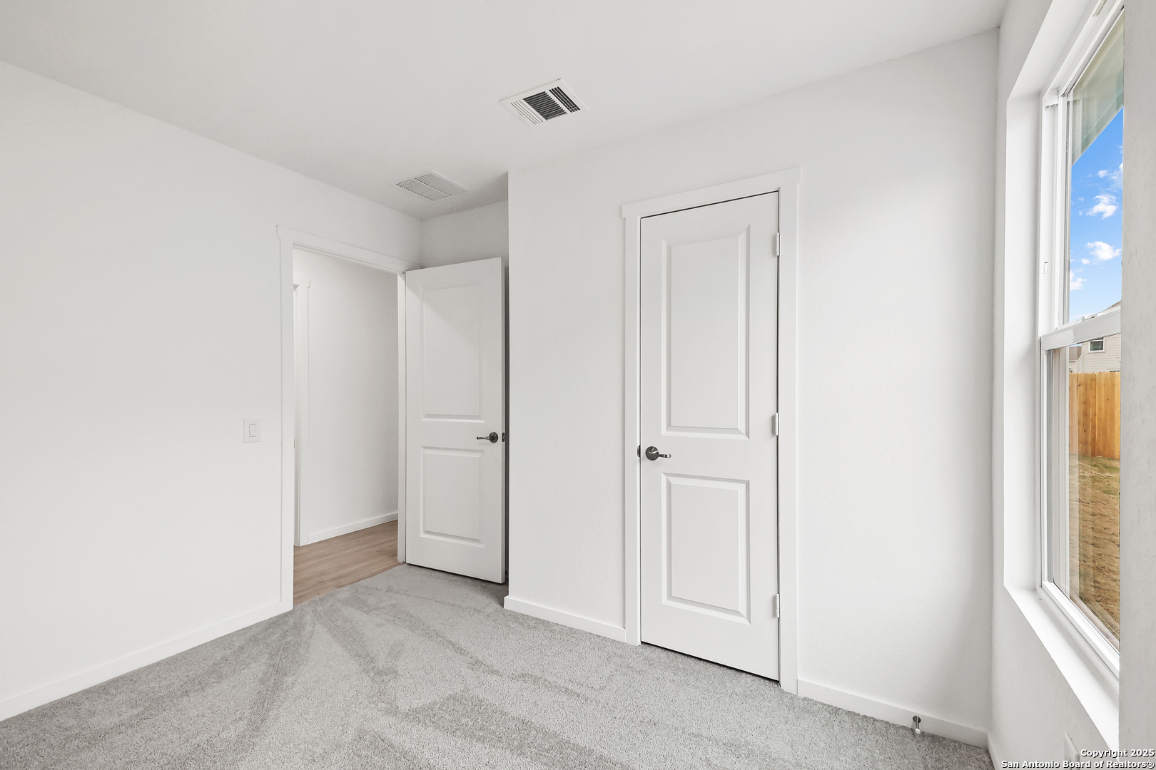 1111 Crenshaw Way San Antonio, TX 78221 - Photo 24 of 34