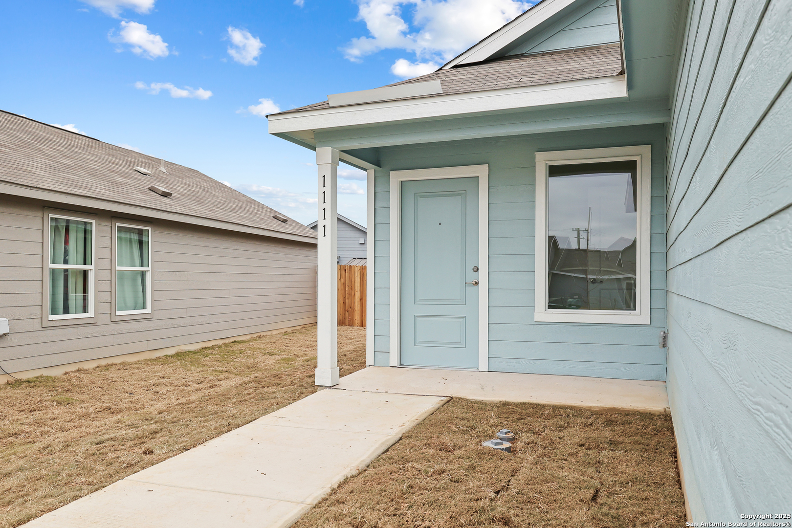 1111 Crenshaw Way San Antonio, TX 78221 - Photo 4 of 34