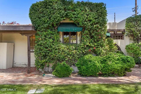 $2,395,000 | 4040 East Elm Street, Phoenix, AZ 85018