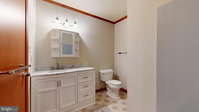 a balcony with view of outdoor space