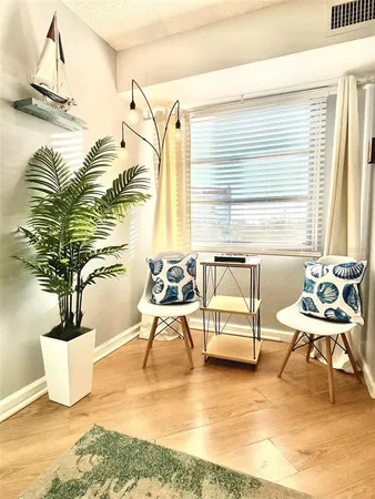 $1,850 | 3315 58th Avenue South, Unit 304, St. Petersburg, FL 33712
