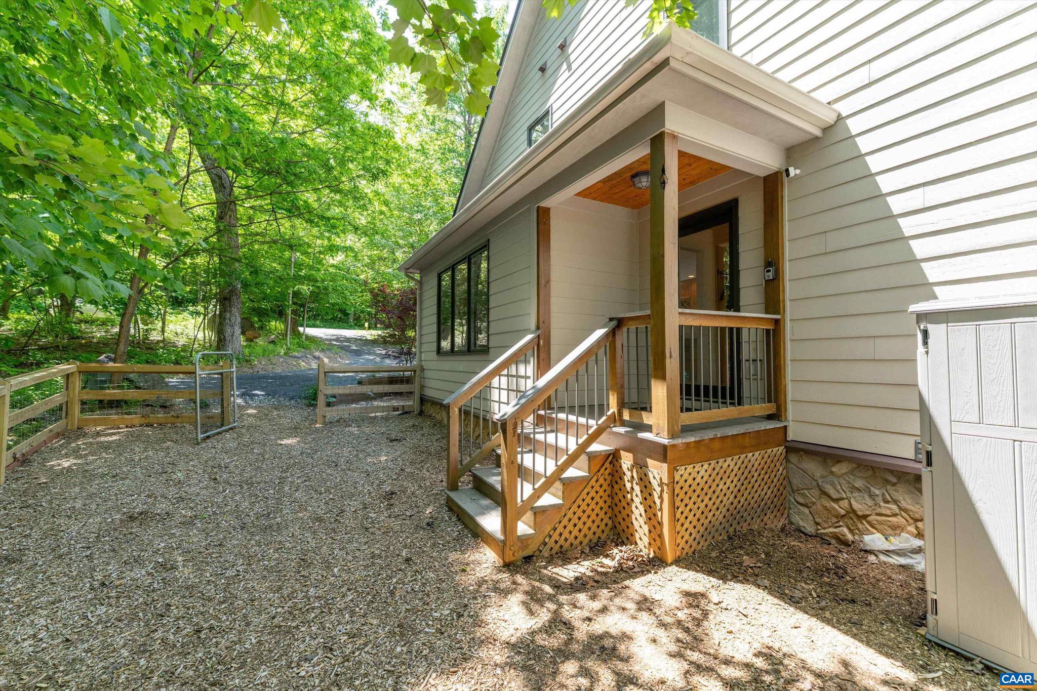 1244 Blue Ridge Drive Roseland, VA 22967 - Photo 5 of 58