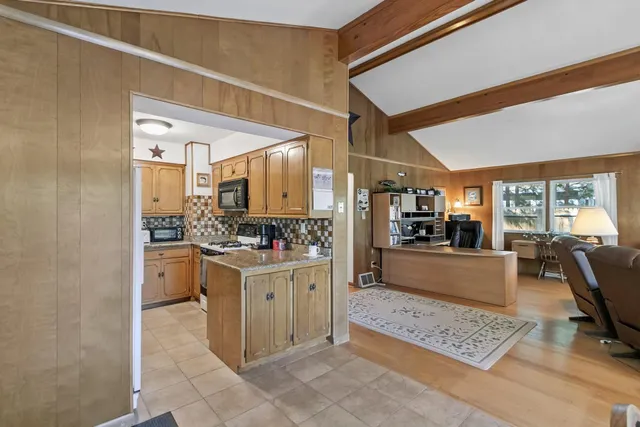 $699,000 | N3579 Tipperary Road, Poynette, WI 53955