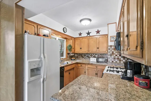 $699,000 | N3579 Tipperary Road, Poynette, WI 53955