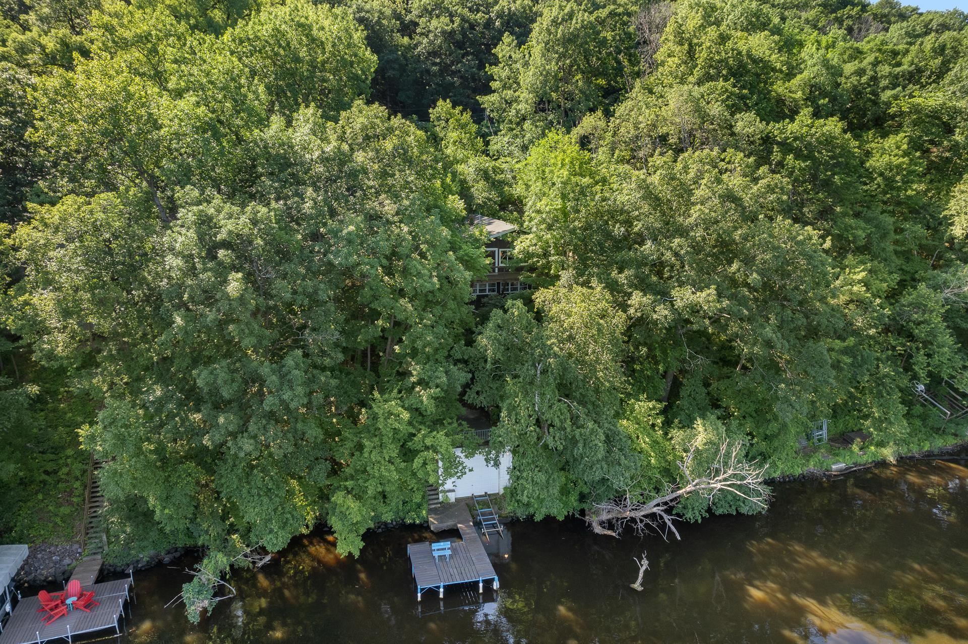 N3579 Tipperary Road Poynette, WI 53955 - Photo 2 of 41
