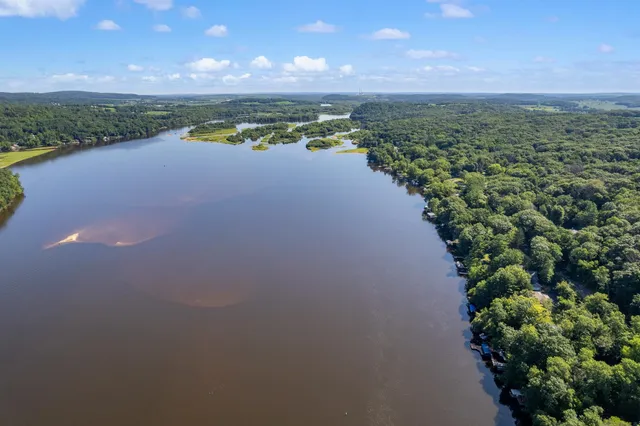 $699,000 | N3579 Tipperary Road, Poynette, WI 53955