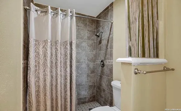$355,000 | 1010 Country Oaks Drive, Luling, TX 78648