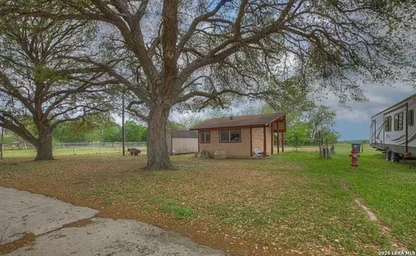 $355,000 | 1010 Country Oaks Drive, Luling, TX 78648