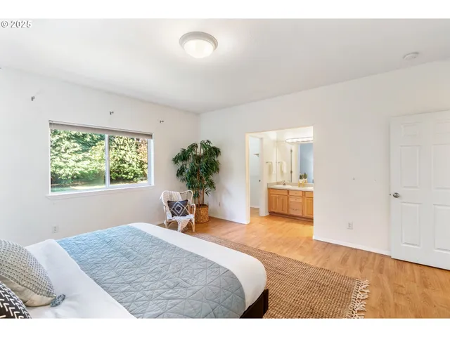 $700,000 | 780 Henderson Road, Hood River, OR 97031