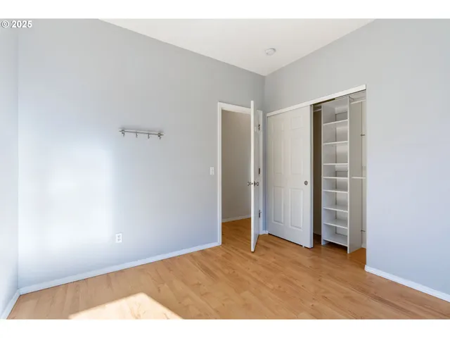 $700,000 | 780 Henderson Road, Hood River, OR 97031