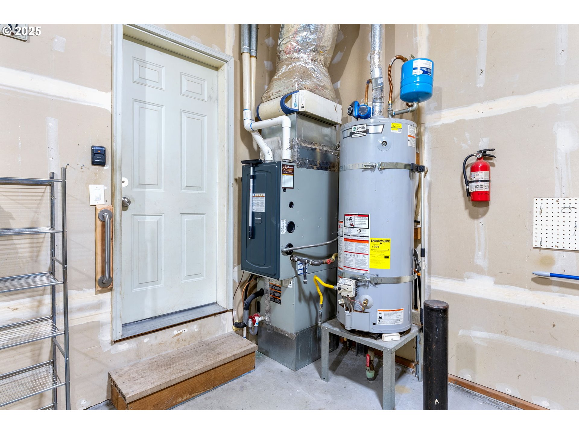 780 Henderson Road Hood River, OR 97031 - Photo 34 of 35