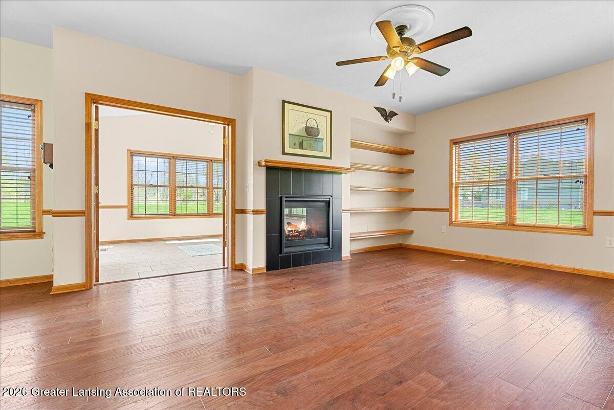 4580 Dimond Way Dimondale, MI 48821 - Photo 16 of 51 Living Room