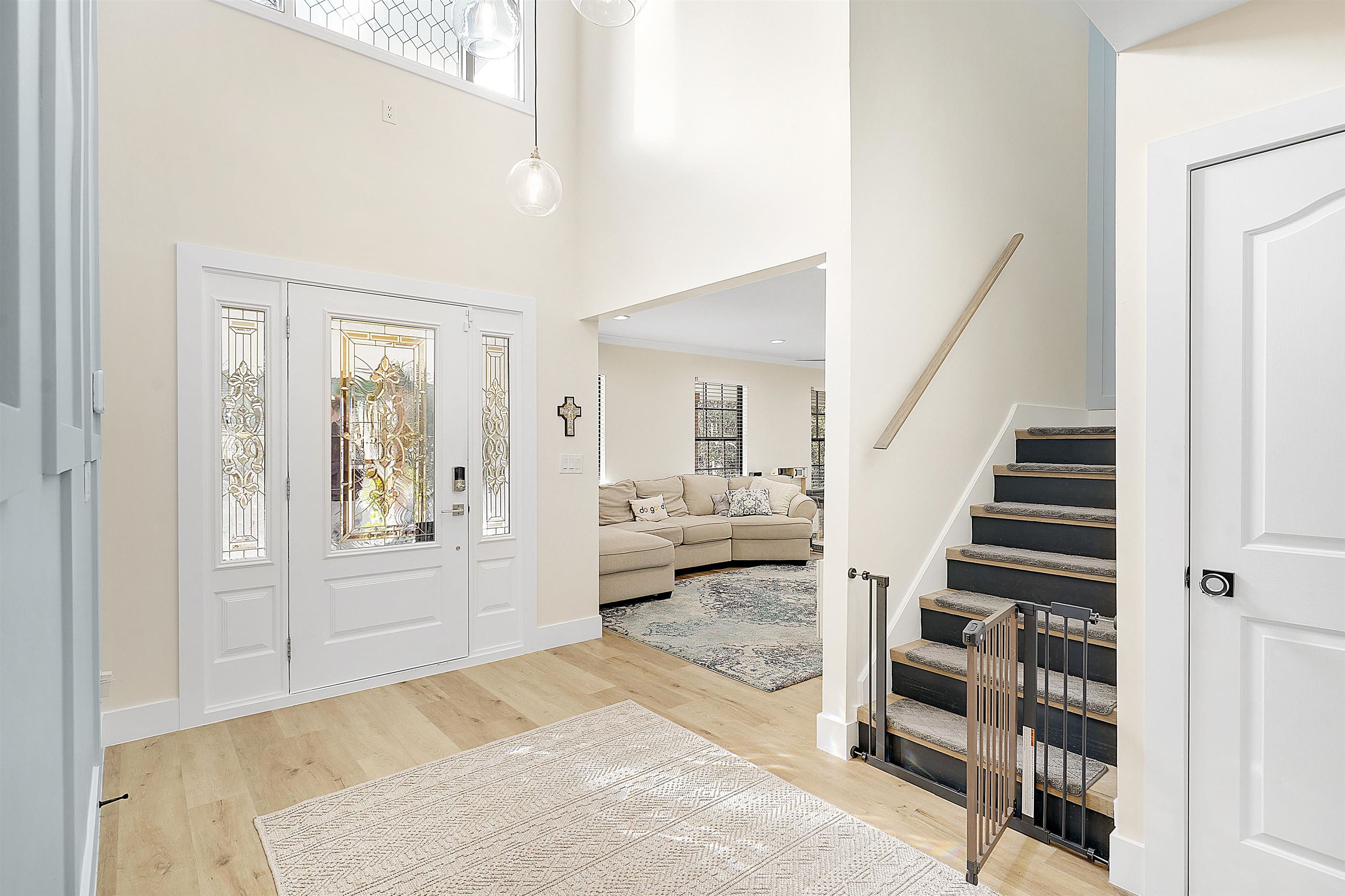 3020 Mac Road St. Augustine, FL 32086 - Photo 7 of 49 Foyer entrance featuring light wood-style floors and a high ceiling