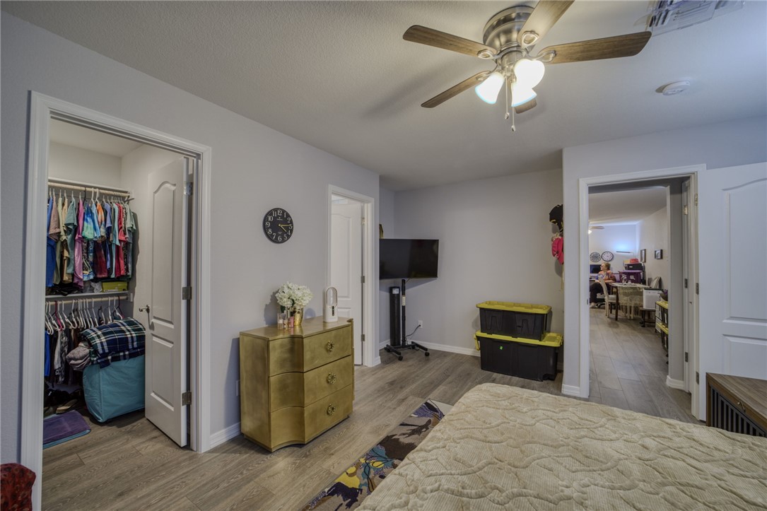 1632 Shamrock Road Bullhead City, AZ 86442 - Photo 21 of 59 Master Bedroom