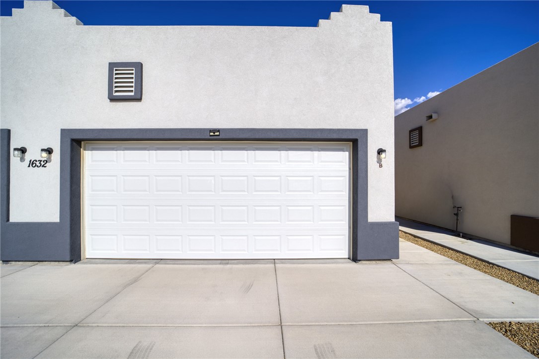 1632 Shamrock Road Bullhead City, AZ 86442 - Photo 48 of 59 Garage