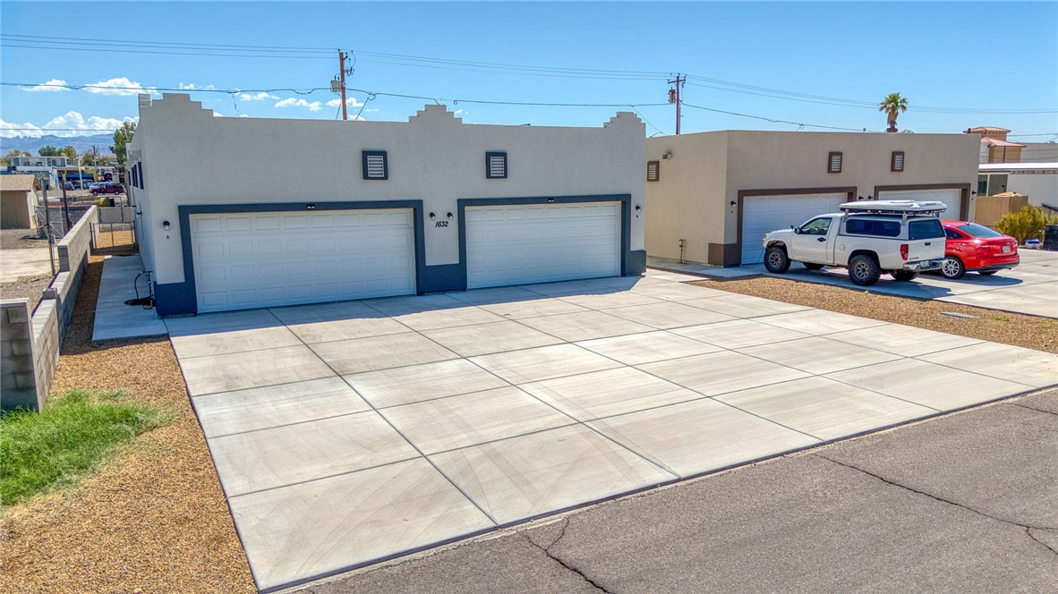 1632 Shamrock Road Bullhead City, AZ 86442 - Photo 58 of 59 Front of Structure