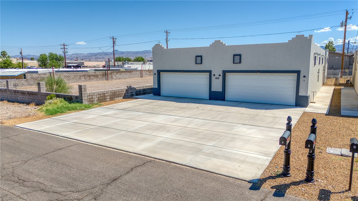1632 Shamrock Road Bullhead City, AZ 86442 - Photo 59 of 59 Front of Structure