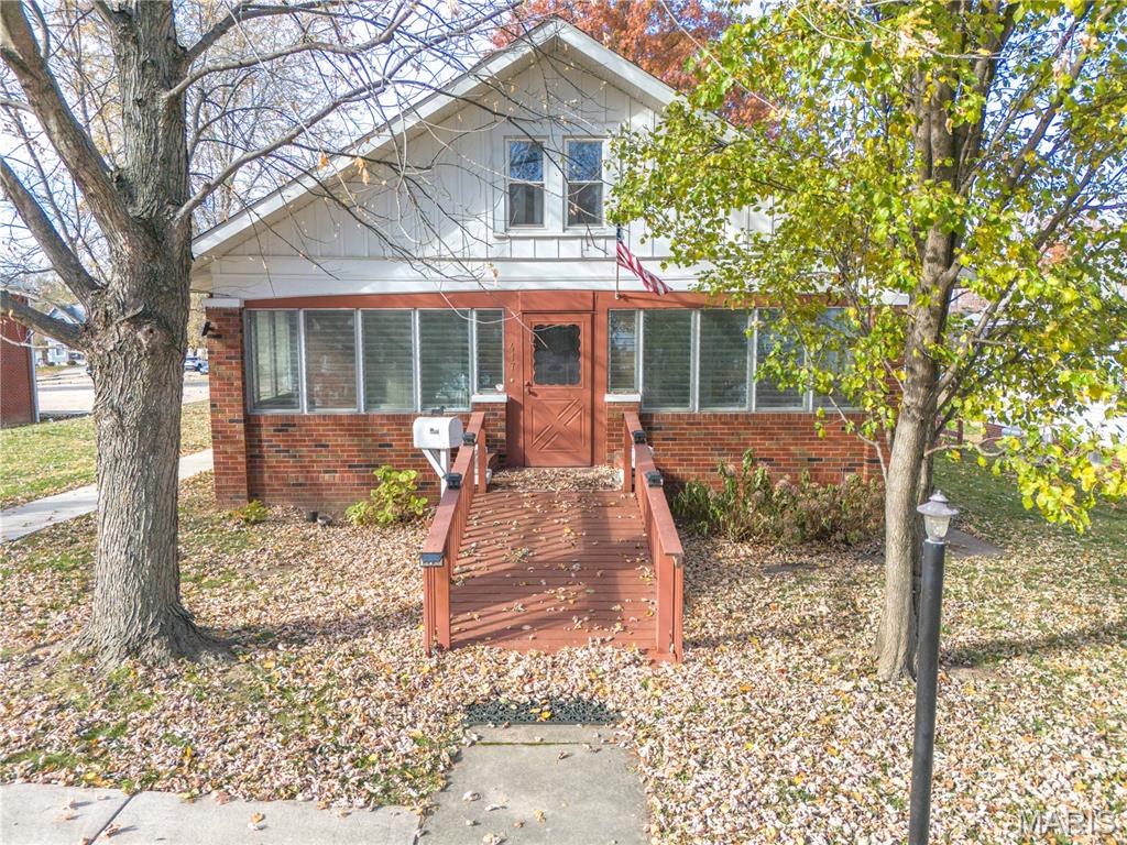 417 North 7th Street Vandalia, IL 62471 - Photo 2 of 15