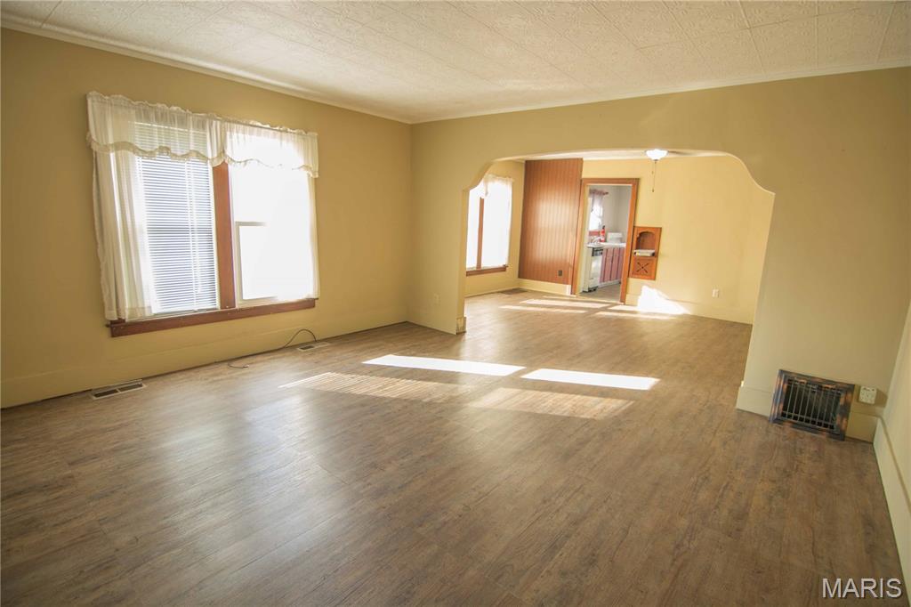 417 North 7th Street Vandalia, IL 62471 - Photo 7 of 15