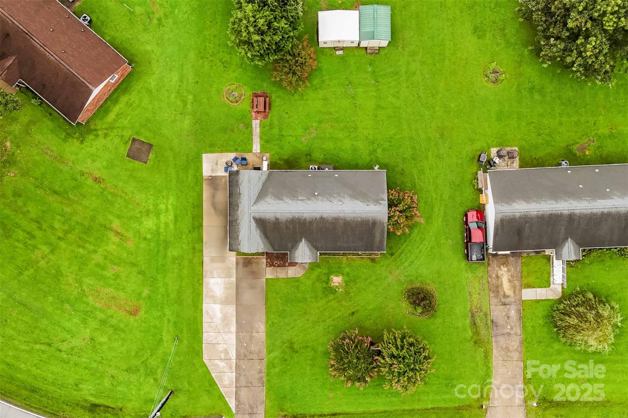 111 Hicks Road, Unit 9 Grover, NC 28073 - Photo 28 of 29 an aerial view of a house with a yard basket ball court and outdoor seating
