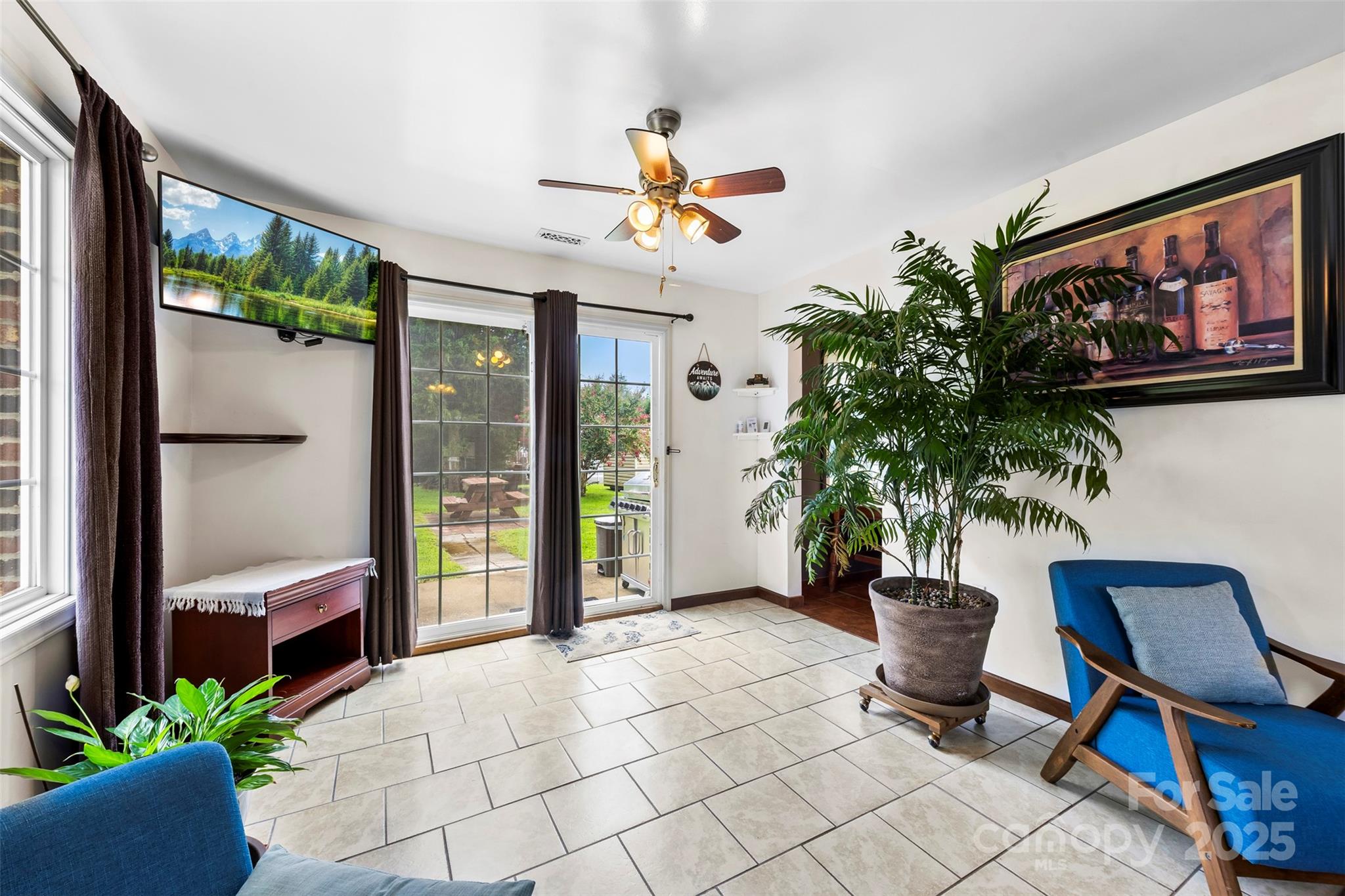 111 Hicks Road, Unit 9 Grover, NC 28073 - Photo 9 of 29 a living room with furniture